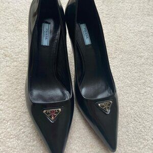 Prada Leather Pumps (Size 37) - retails for US$1300, Authentic, Brand New